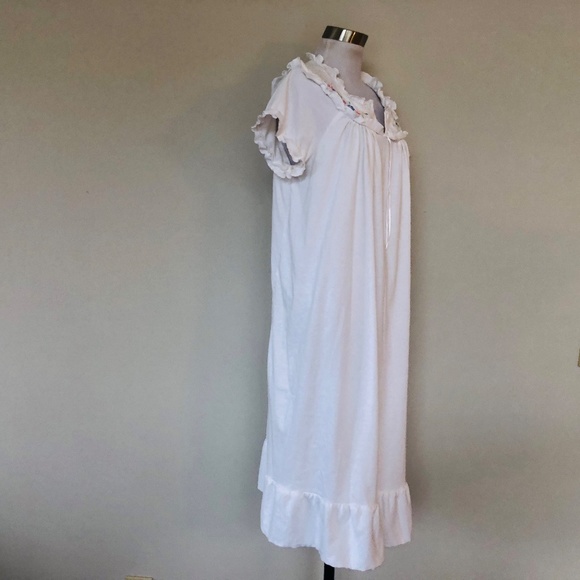 Nightgown SECRET TREASURES Medium White Ruffled Yoke Short Sleeves - Picture 3 of 7